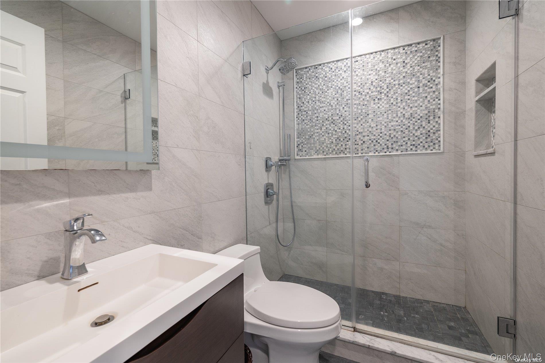 #16 photo, 260 W Broadway, ナッソー郡 Long Beach , NY 11561