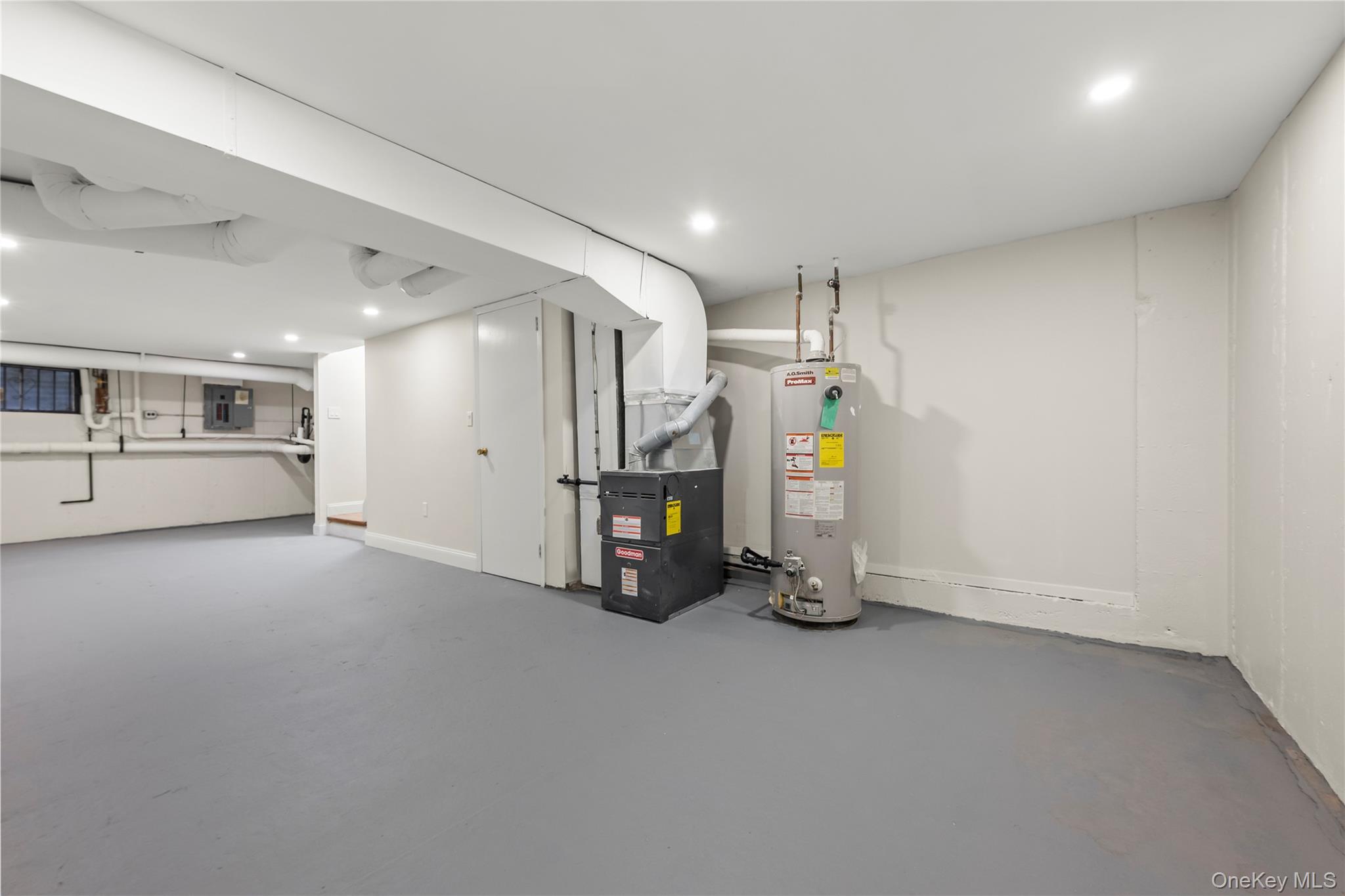 #16 photo, 1128 Forest Avenue, Bronx , NY 10456