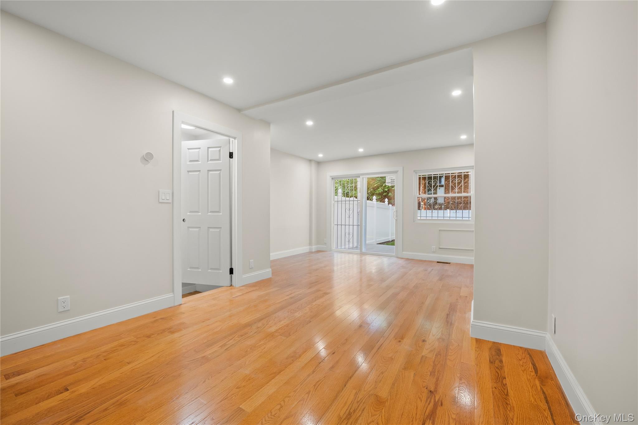 #18 photo, 1128 Forest Avenue, Bronx , NY 10456