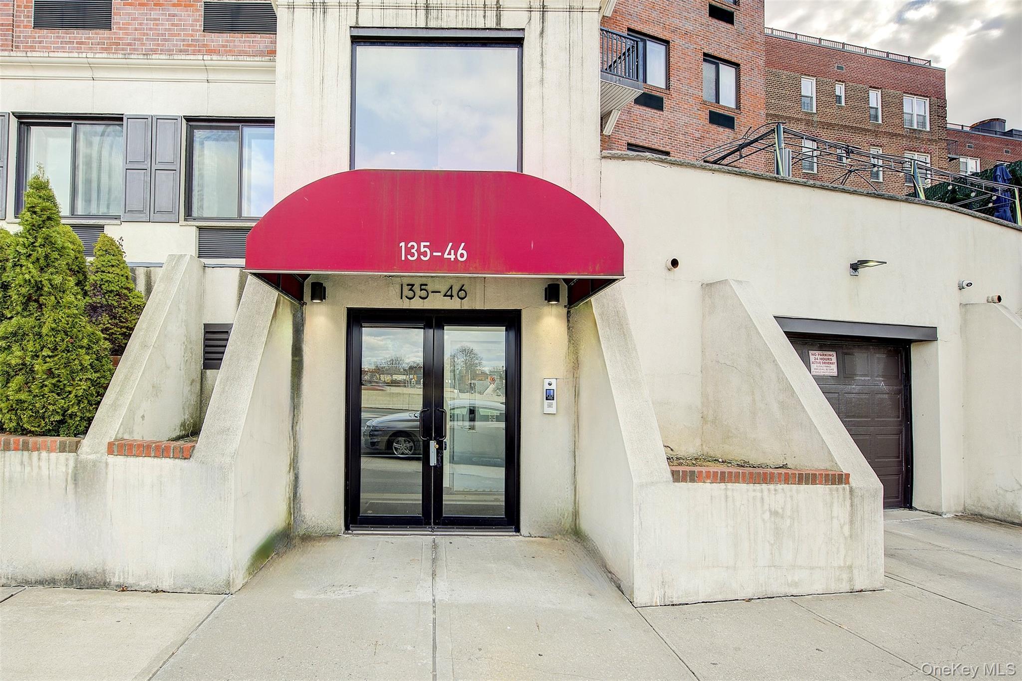 #1 photo, 13546 Grand Central Parkway, Briarwood , NY 11435