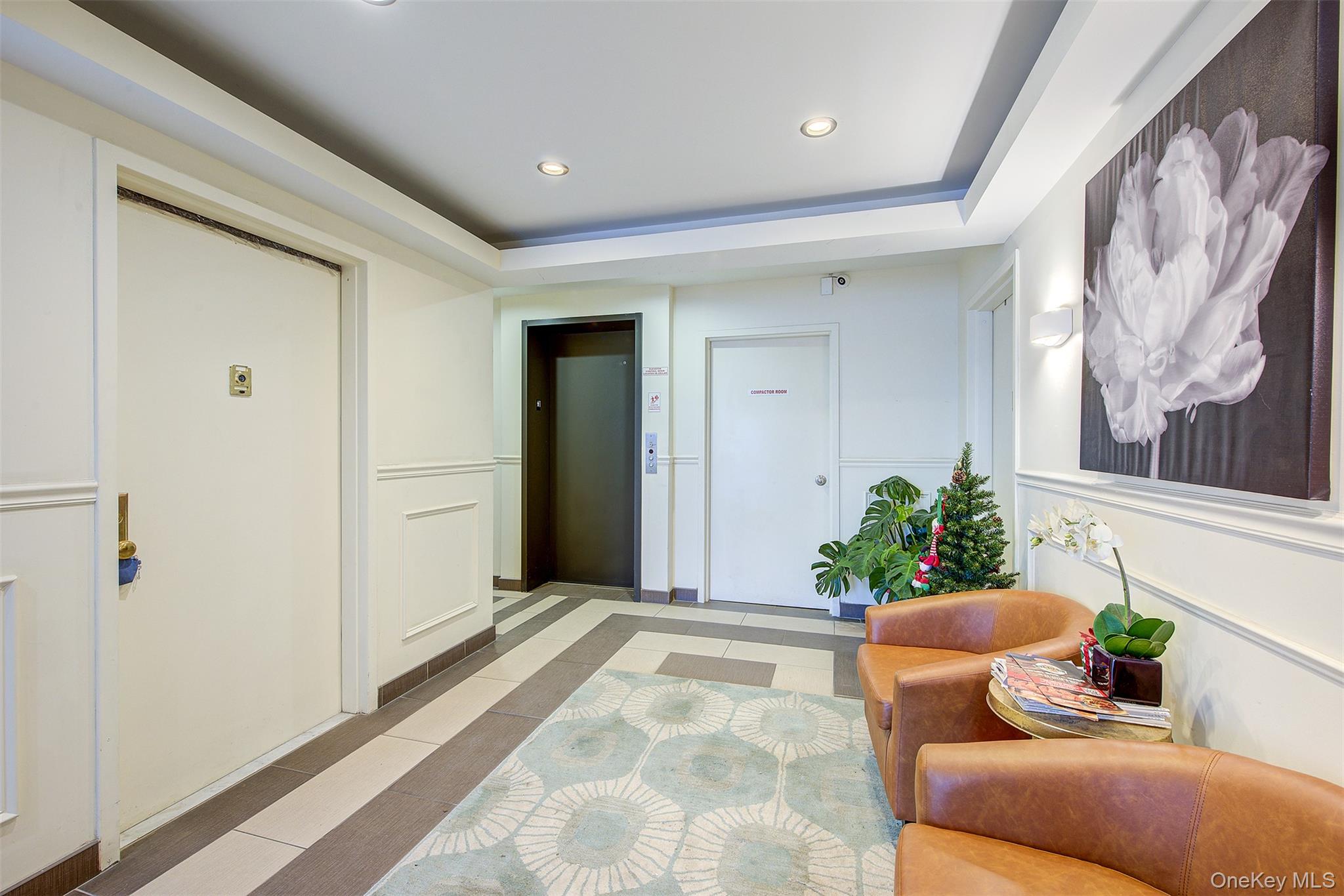 #2 photo, 13546 Grand Central Parkway, Briarwood , NY 11435