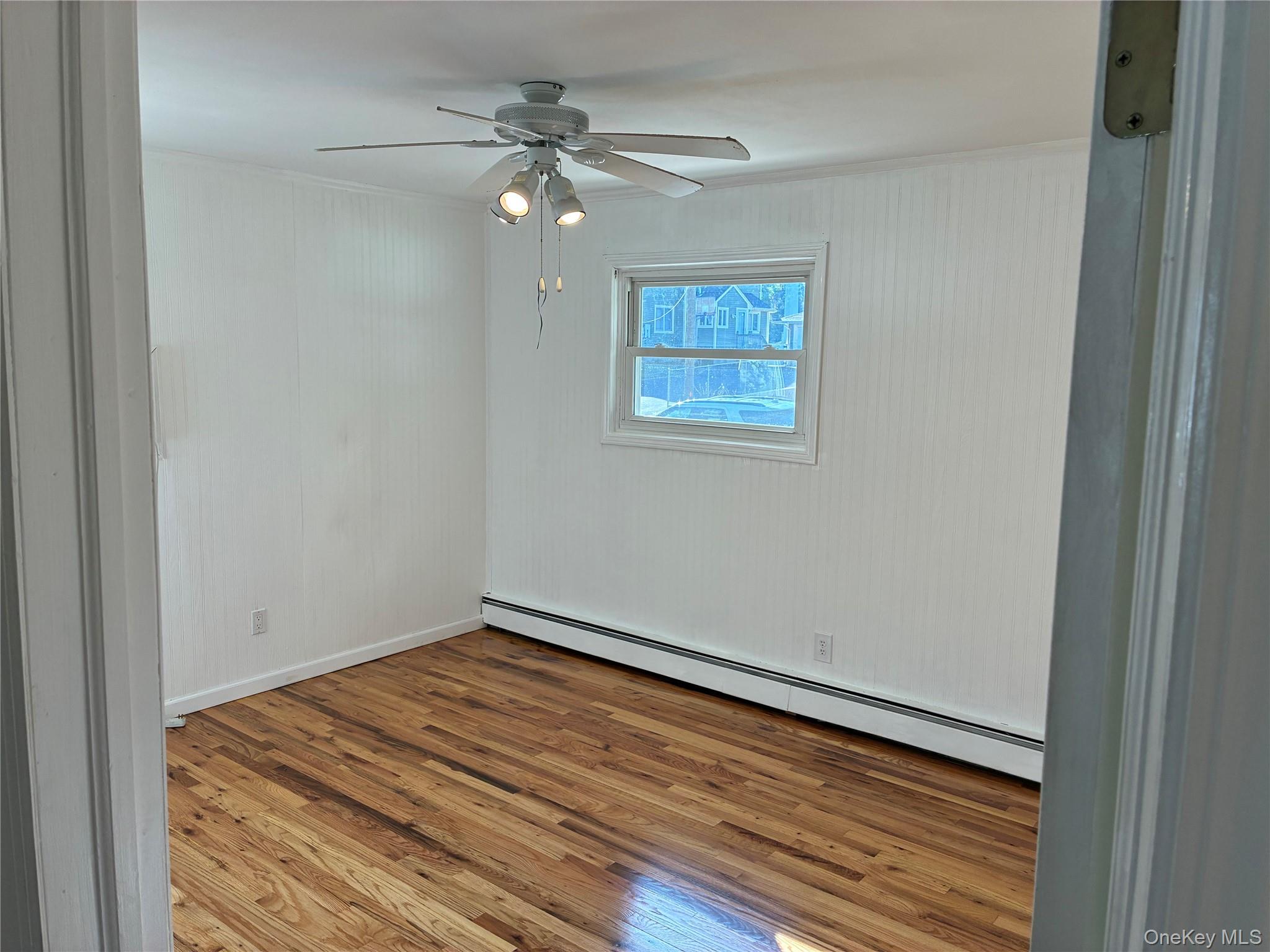 #11 photo, 281 Fir Grove Road, Ronkonkoma , NY 11779