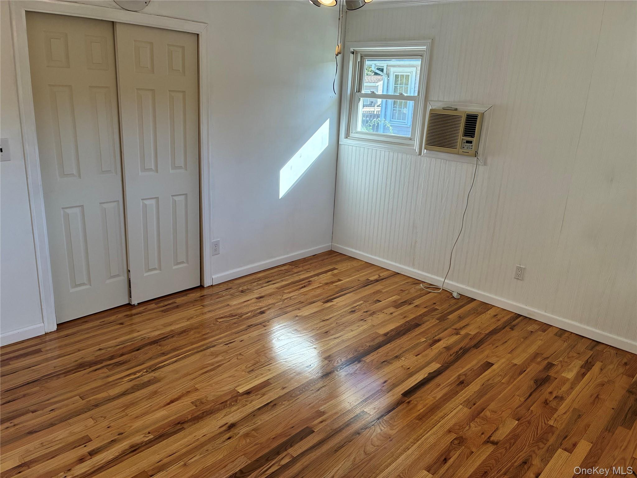 #12 photo, 281 Fir Grove Road, Ronkonkoma , NY 11779