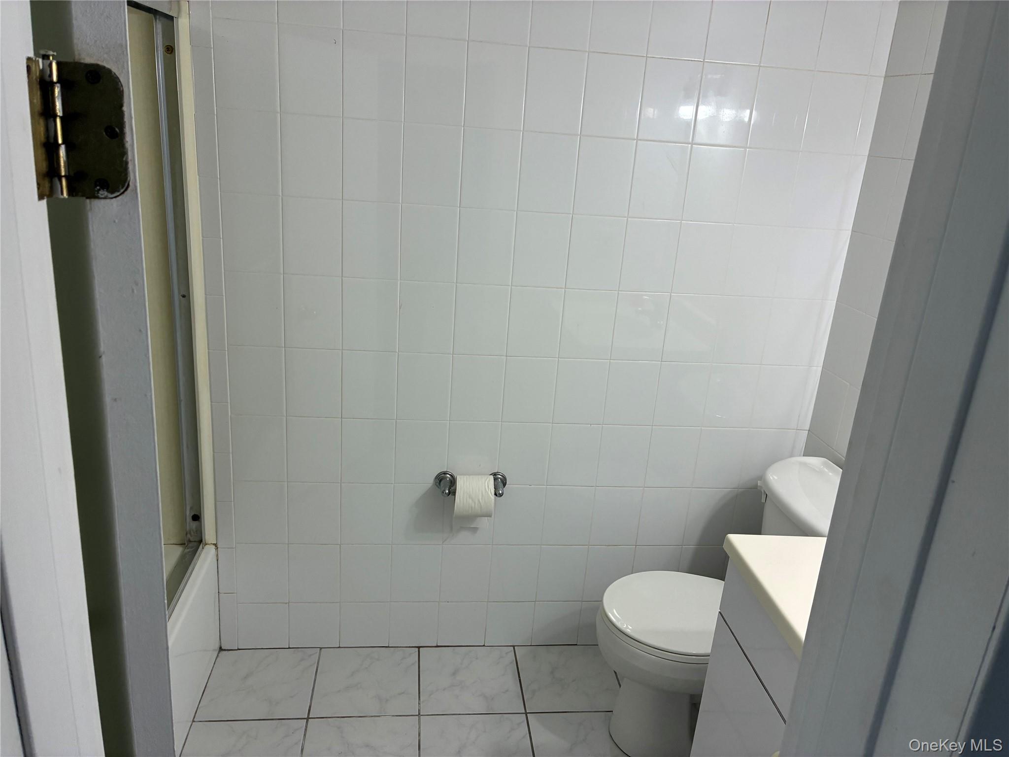 #18 photo, 281 Fir Grove Road, Ronkonkoma , NY 11779