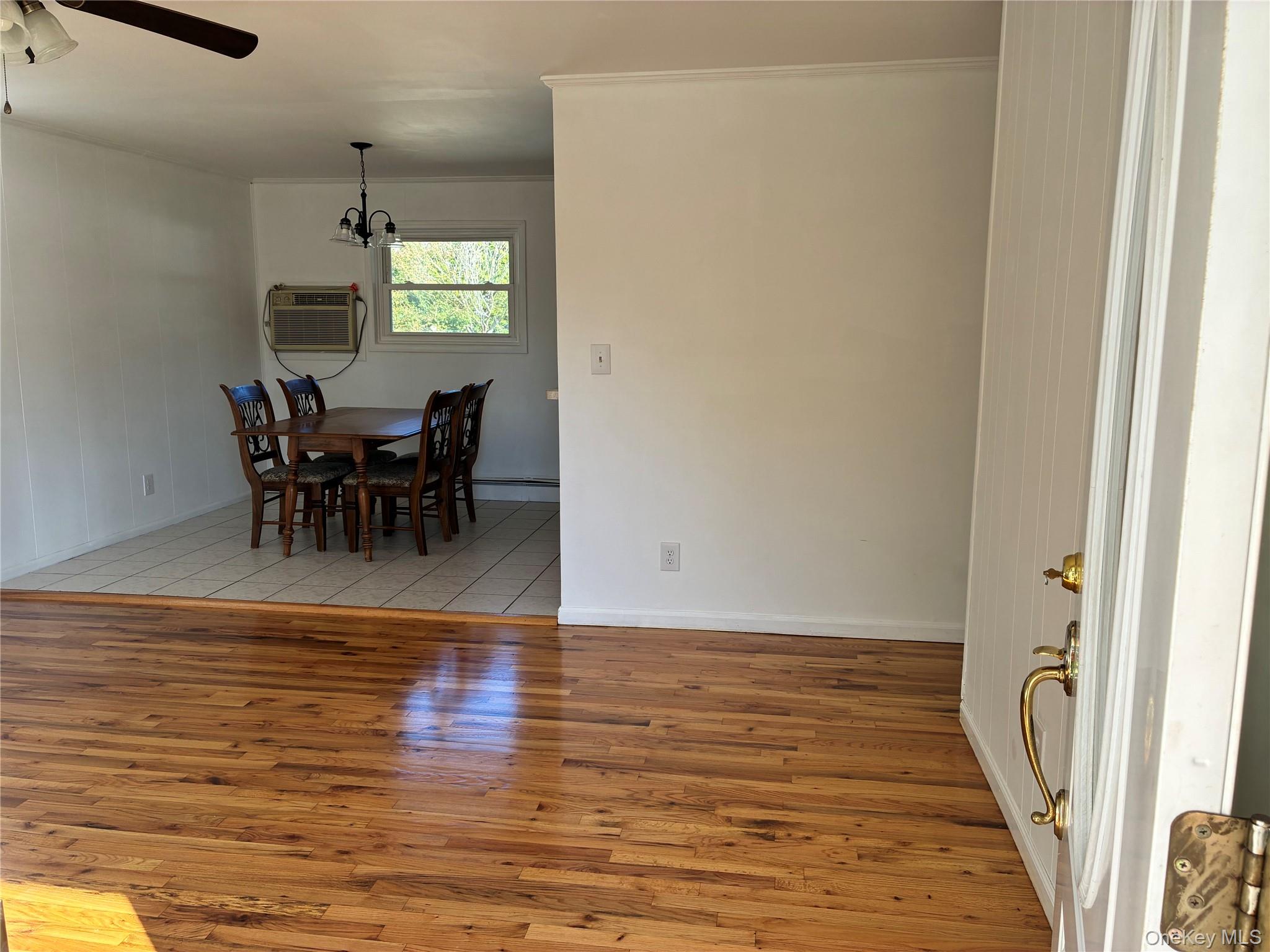 #4 photo, 281 Fir Grove Road, Ronkonkoma , NY 11779