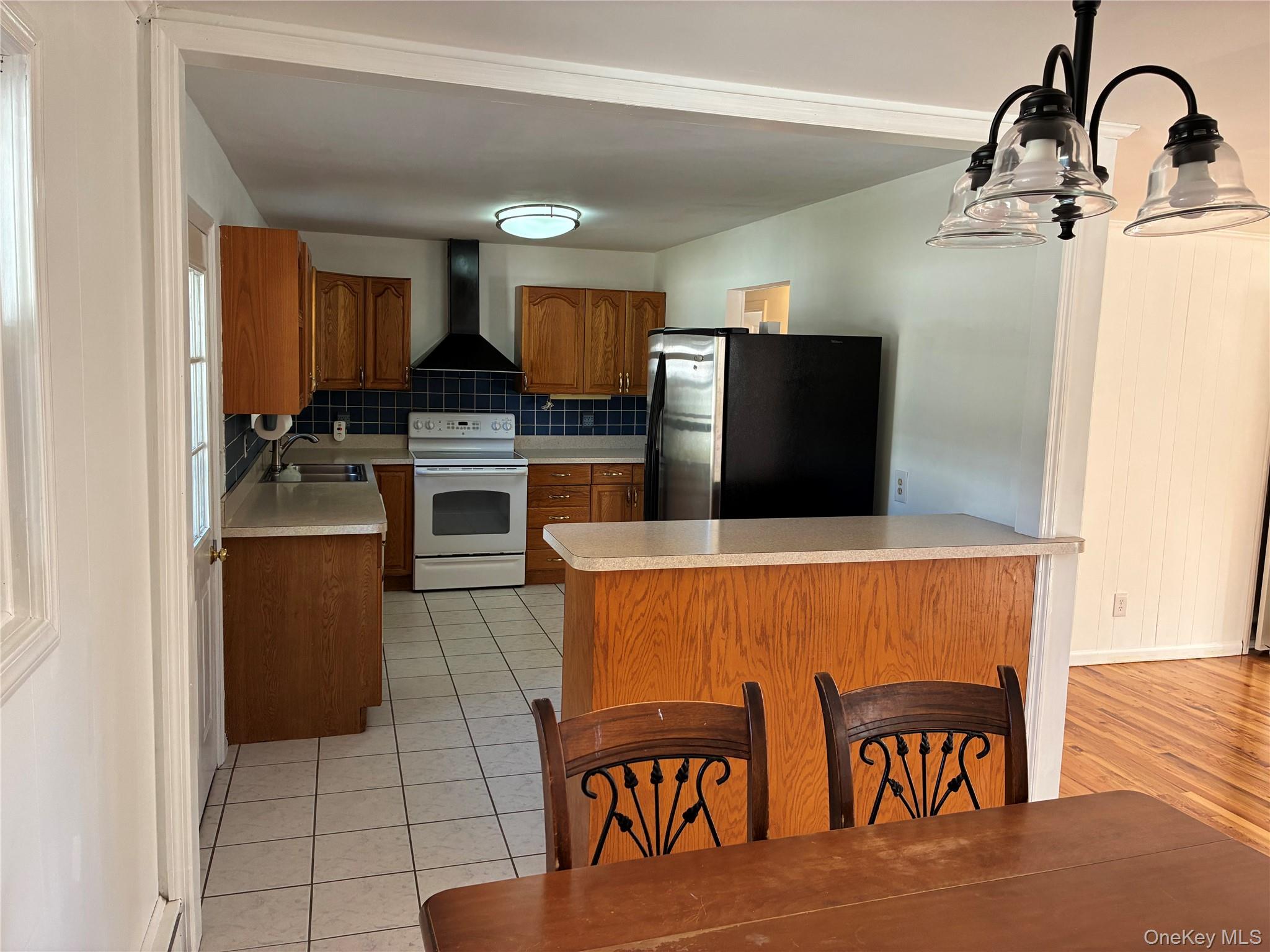 #7 photo, 281 Fir Grove Road, Ronkonkoma , NY 11779