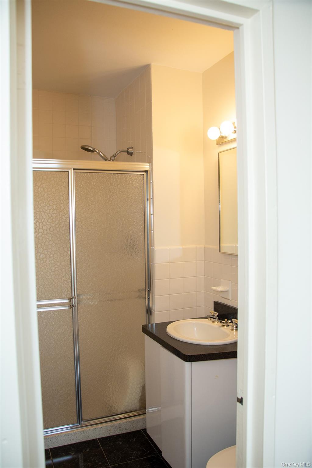 #15 photo, 27110 grand central Parkway, クイーンズ区 Floral Park , NY 11005