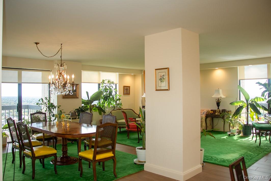 #3 photo, 27110 grand central Parkway, クイーンズ区 Floral Park , NY 11005