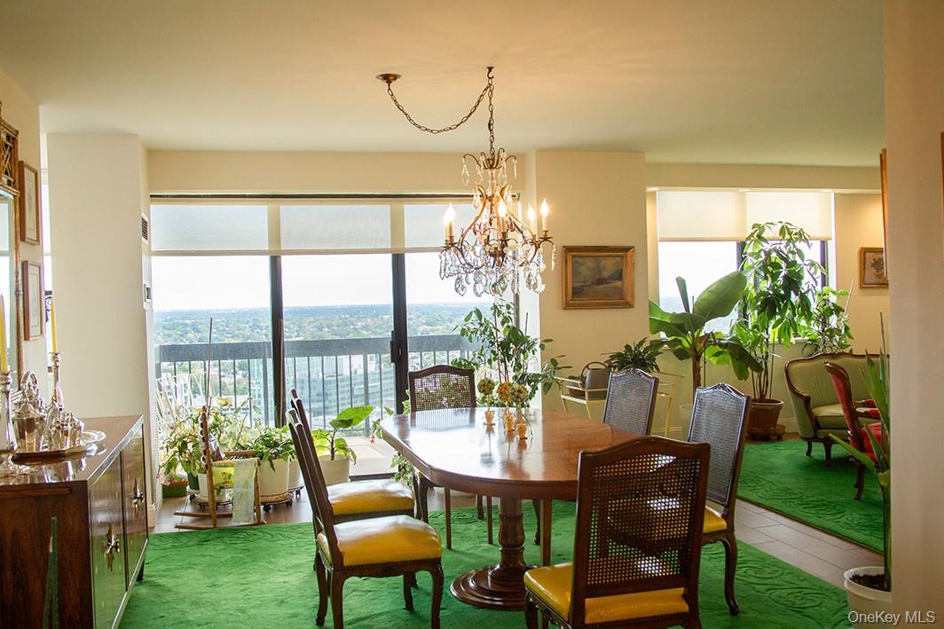 #4 photo, 27110 grand central Parkway, クイーンズ区 Floral Park , NY 11005