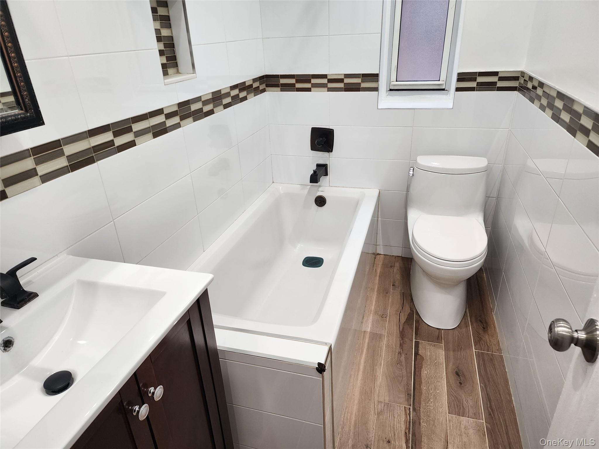 #13 photo, 111-50 75th Road, Forest Hills , NY 11375