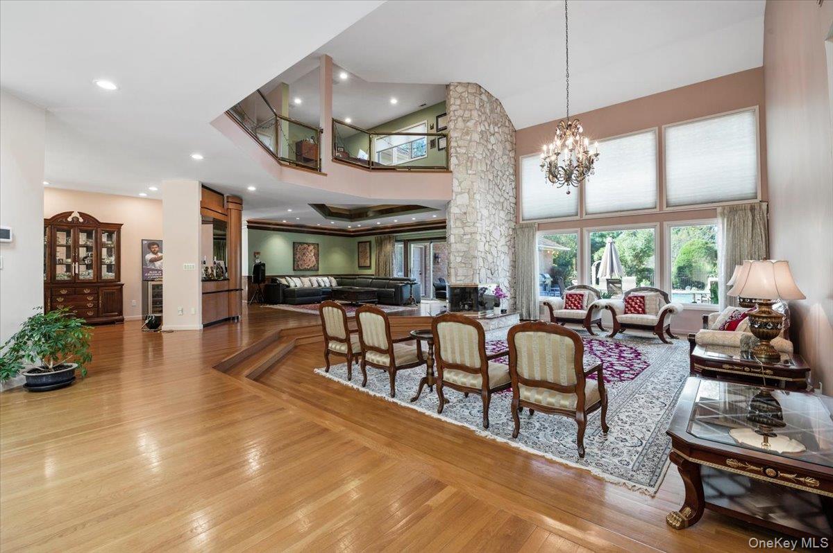 #4 photo, 12 Ridge Court, ナッソー郡 Old Brookville , NY 11545