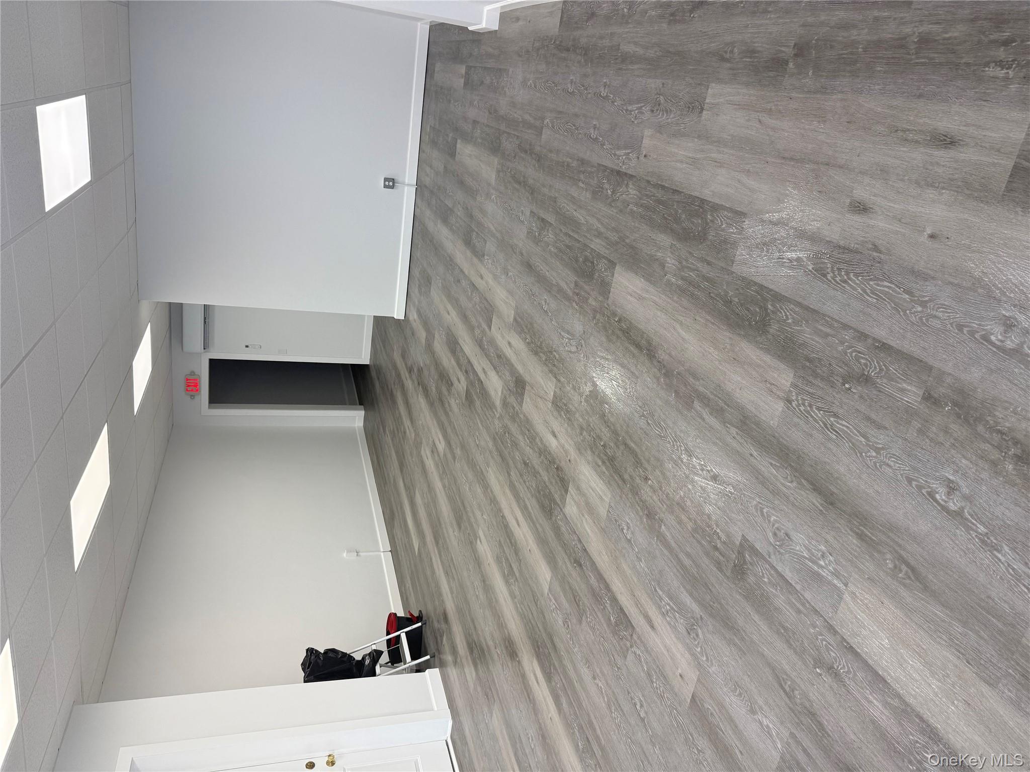 #4 photo, 271 (267) Broadway, Bethpage , NY 11714