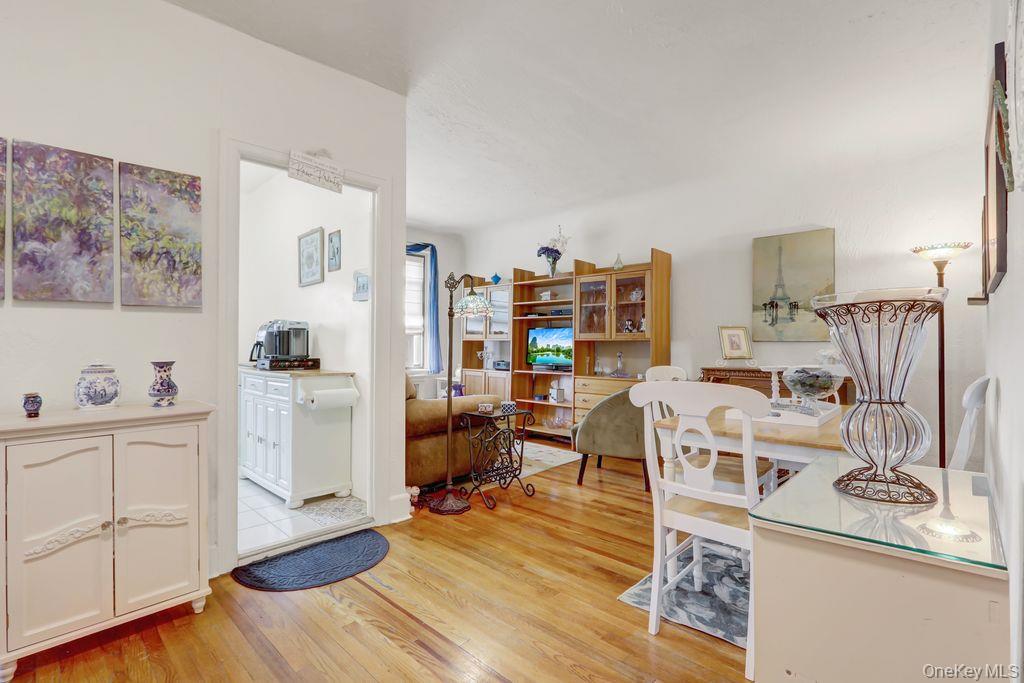 #4 photo, 141 Woodmere Boulevard, ナッソー郡 Woodmere , NY 11598