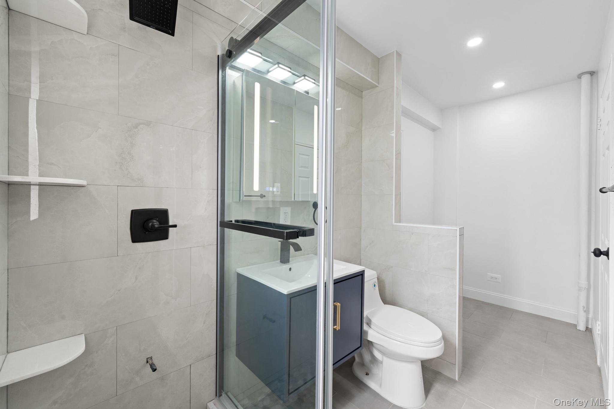 #11 photo, 37-56 87 Street, クイーンズ区 Jackson Heights , NY 11372