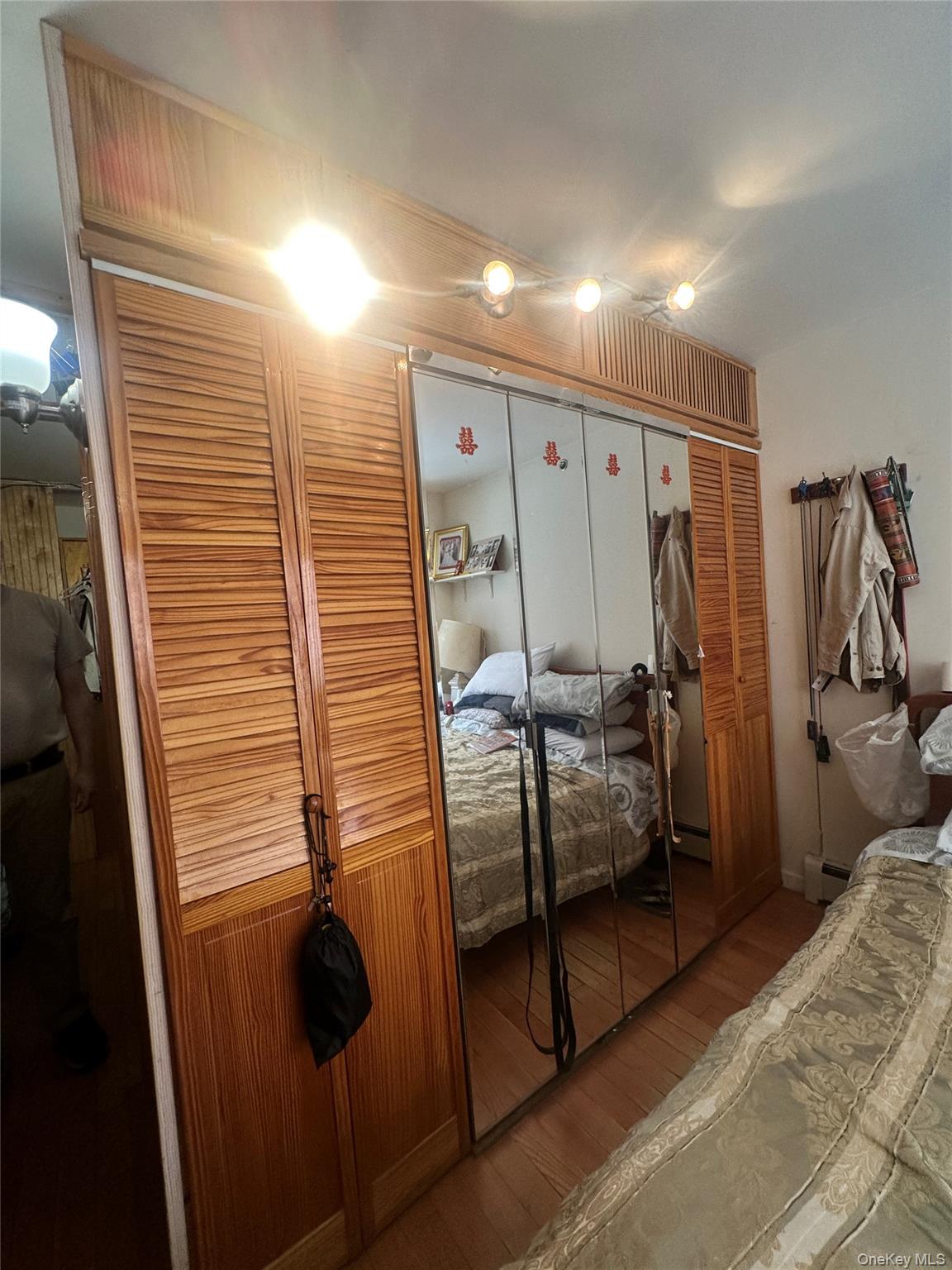 #6 photo, 40-24 76 Street, クイーンズ区 Elmhurst , NY 11373