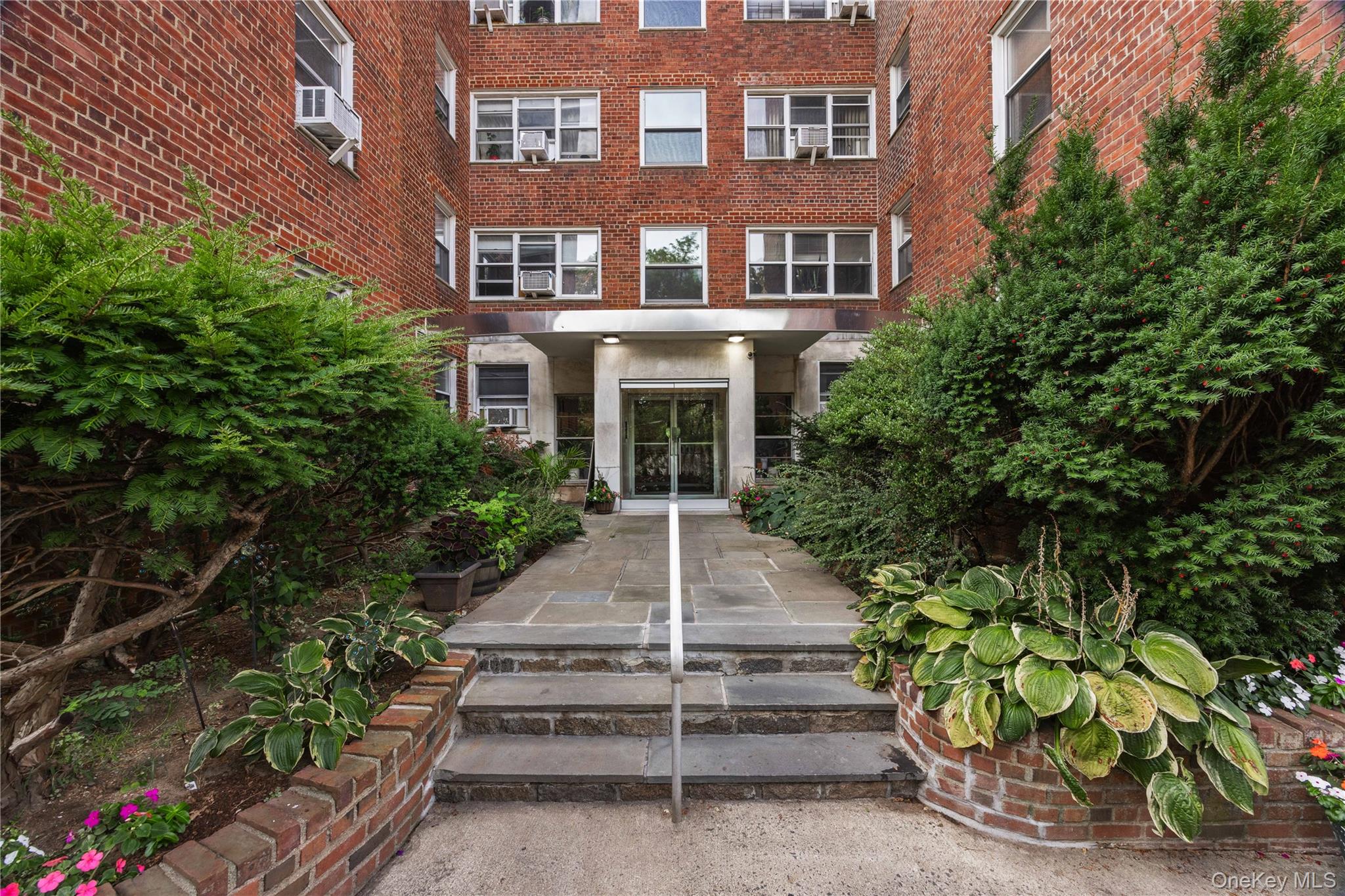 #1 photo, 1234 Midland Avenue, Bronxville , NY 10708