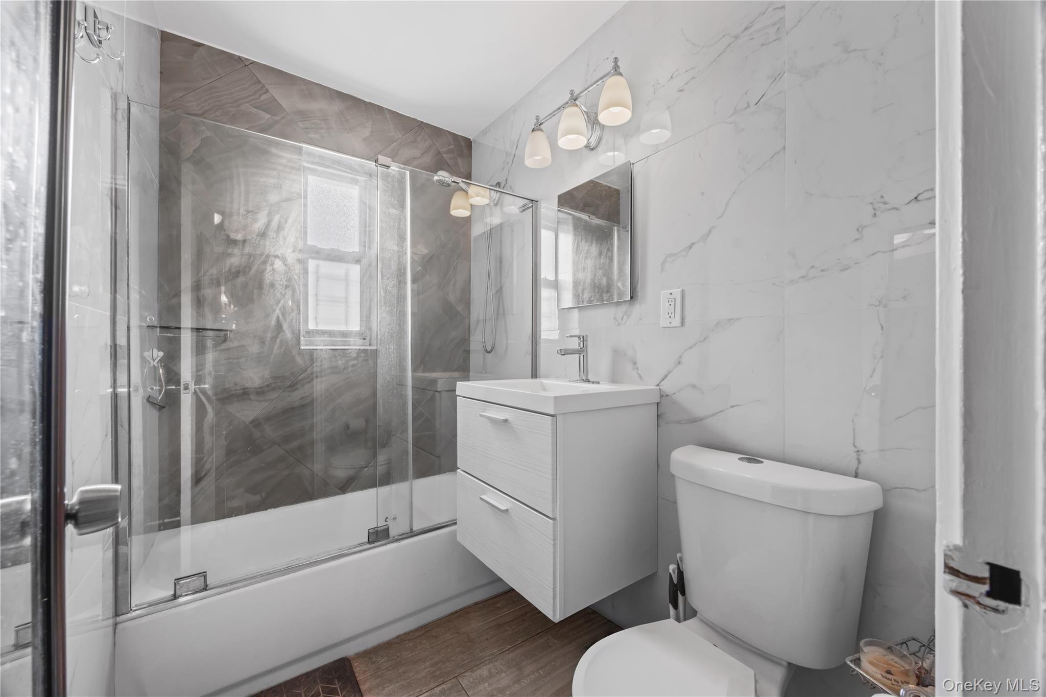 #16 photo, 1234 Midland Avenue, Bronxville , NY 10708