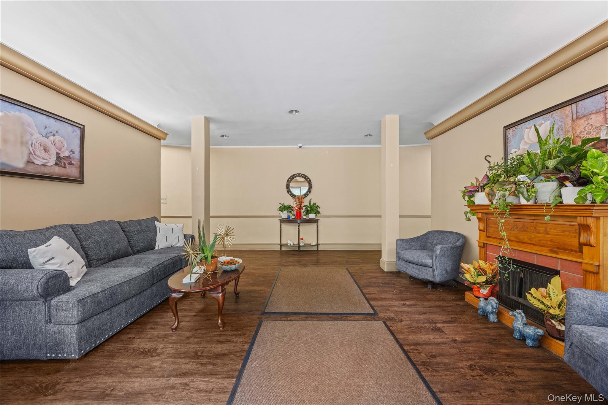 #19 photo, 1234 Midland Avenue, Bronxville , NY 10708