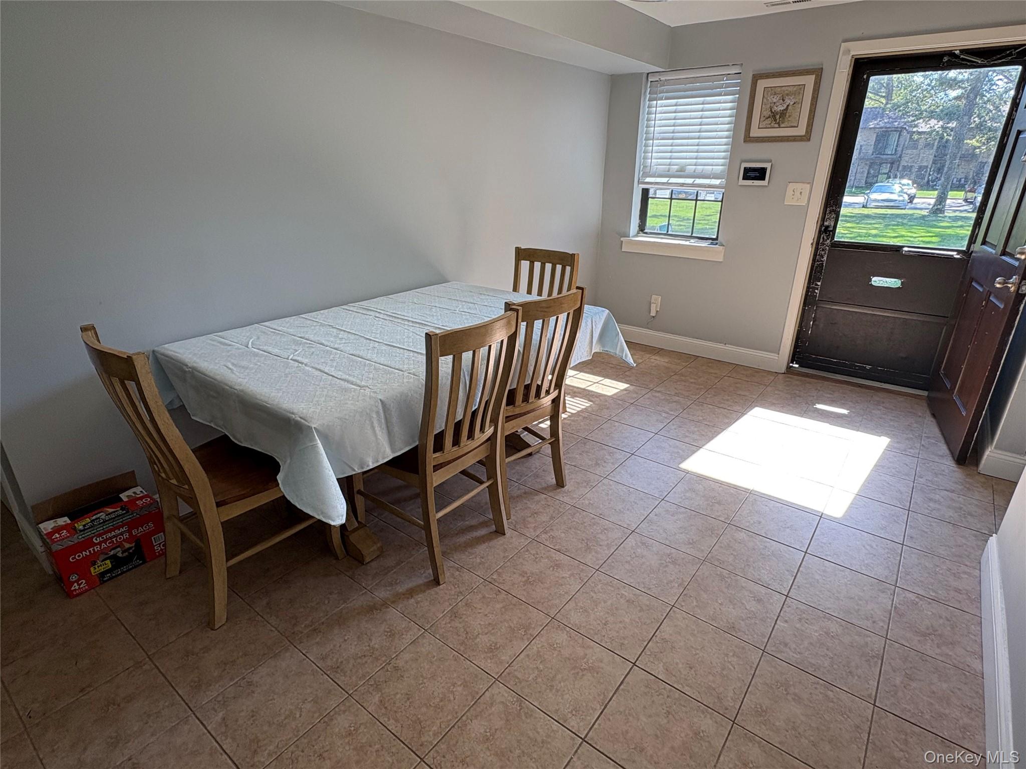 #6 photo, 33 Newbrook Lane, Bay Shore , NY 11706