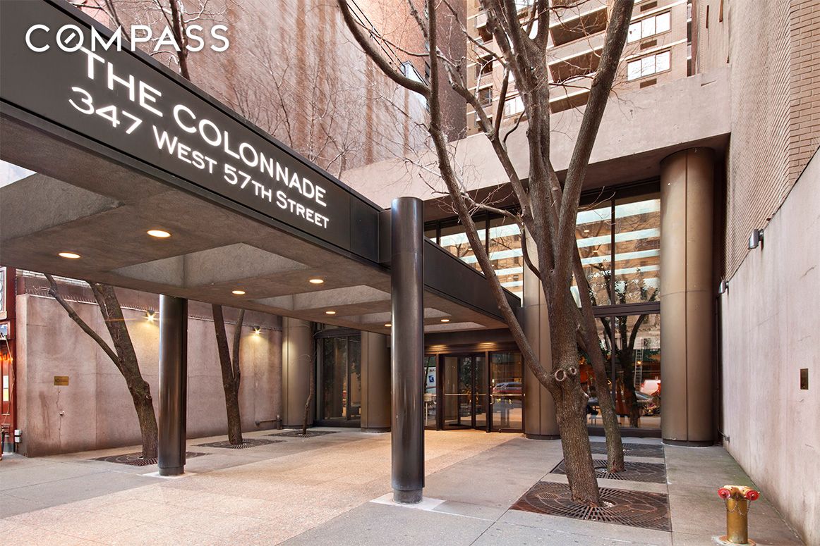 #21 photo, 347 W 57th Street, マンハッタン Hell's Kitchen , NY 10019