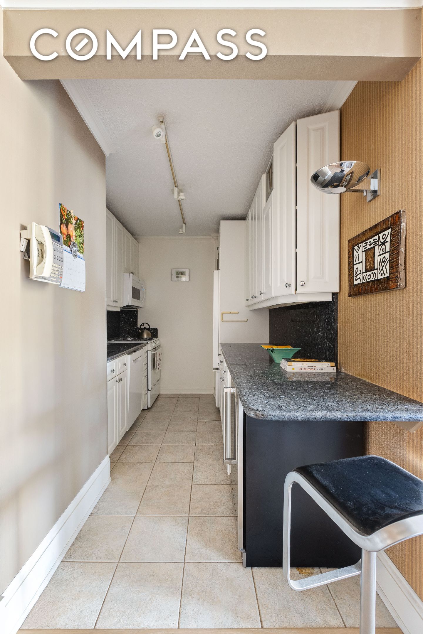 #7 photo, 347 W 57th Street, マンハッタン Hell's Kitchen , NY 10019