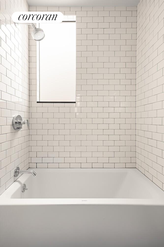 #17 photo, 115 MILTON Street, Greenpoint , NY 11222