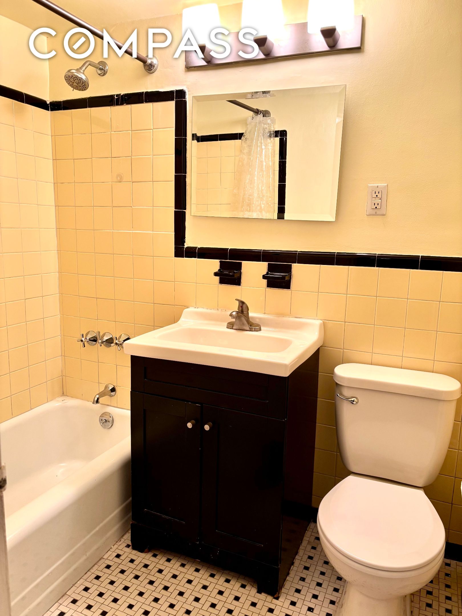 #5 photo, New York City, Upper Carnegie Hill , NY 10029