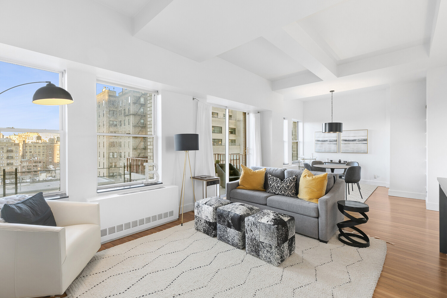 #1 photo, 40 E 61ST Street, Lenox Hill , NY 10021