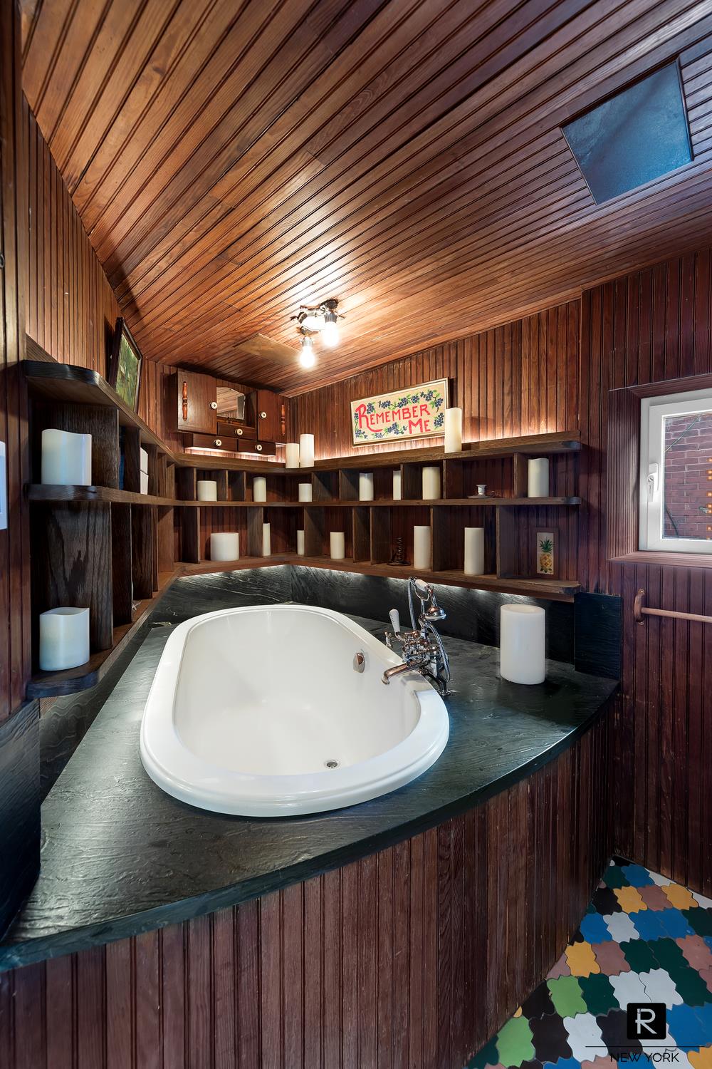 #16 photo, 34 Gramercy Park E, Gramercy Park , NY 10010