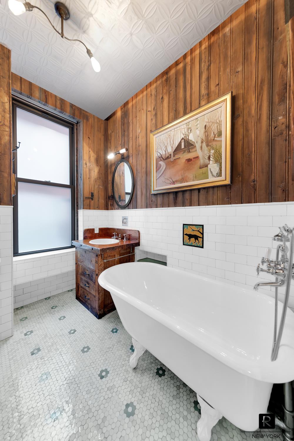 #19 photo, 34 Gramercy Park E, Gramercy Park , NY 10010