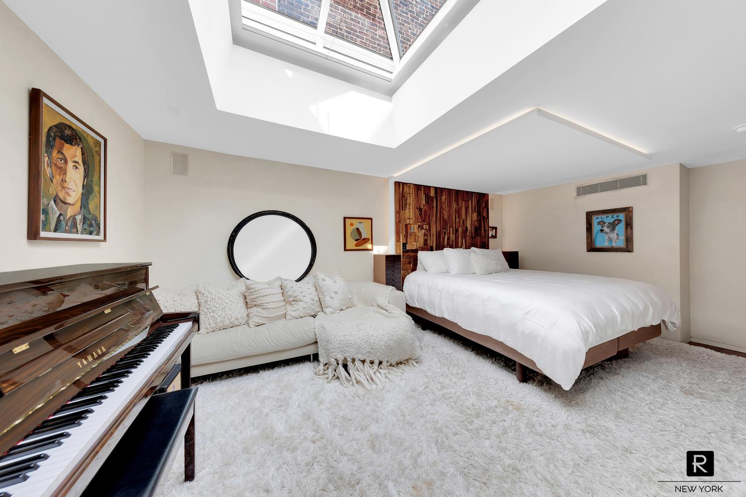 #9 photo, 34 Gramercy Park E, Gramercy Park , NY 10010