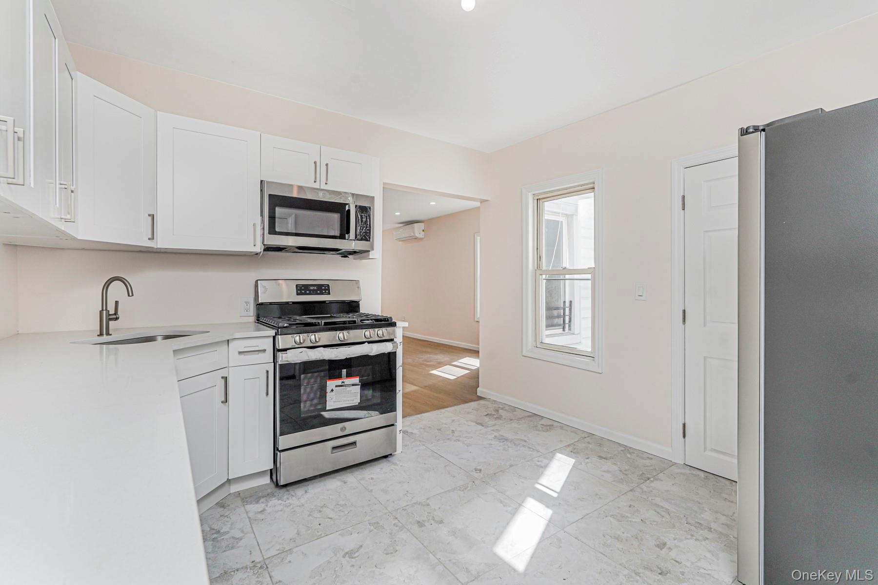 #10 photo, 36 Lockman Avenue, スタテンアイランド Staten Island , NY 10303