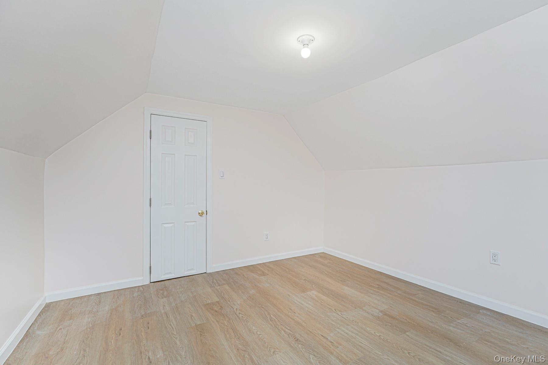 #19 photo, 36 Lockman Avenue, スタテンアイランド Staten Island , NY 10303