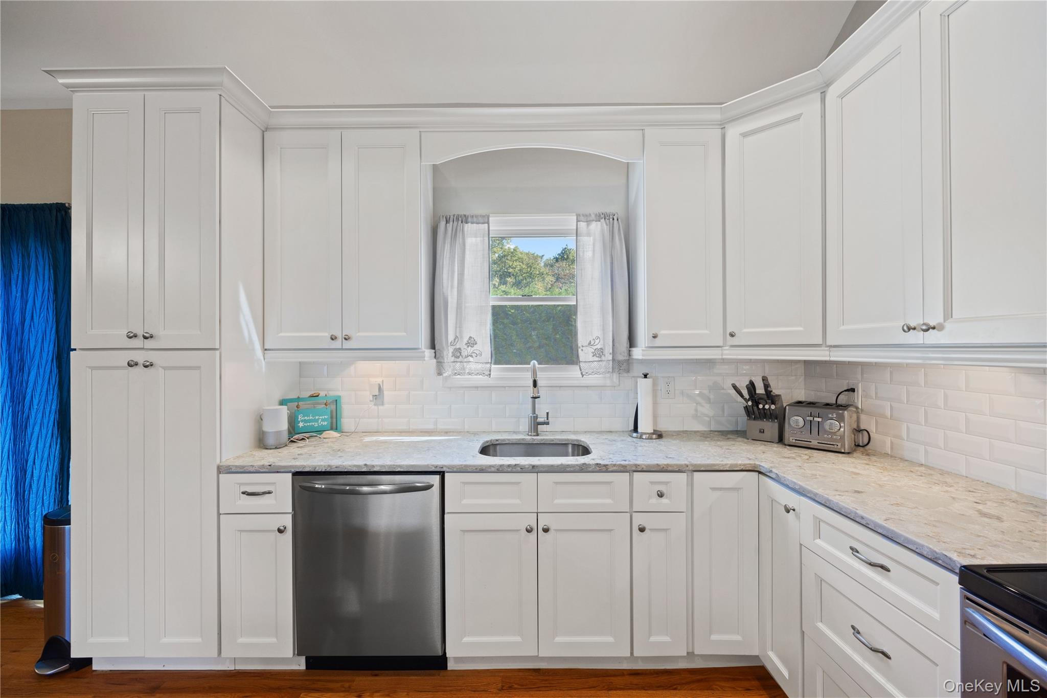 #12 photo, 380 Homestead Way, Greenport , NY 11944