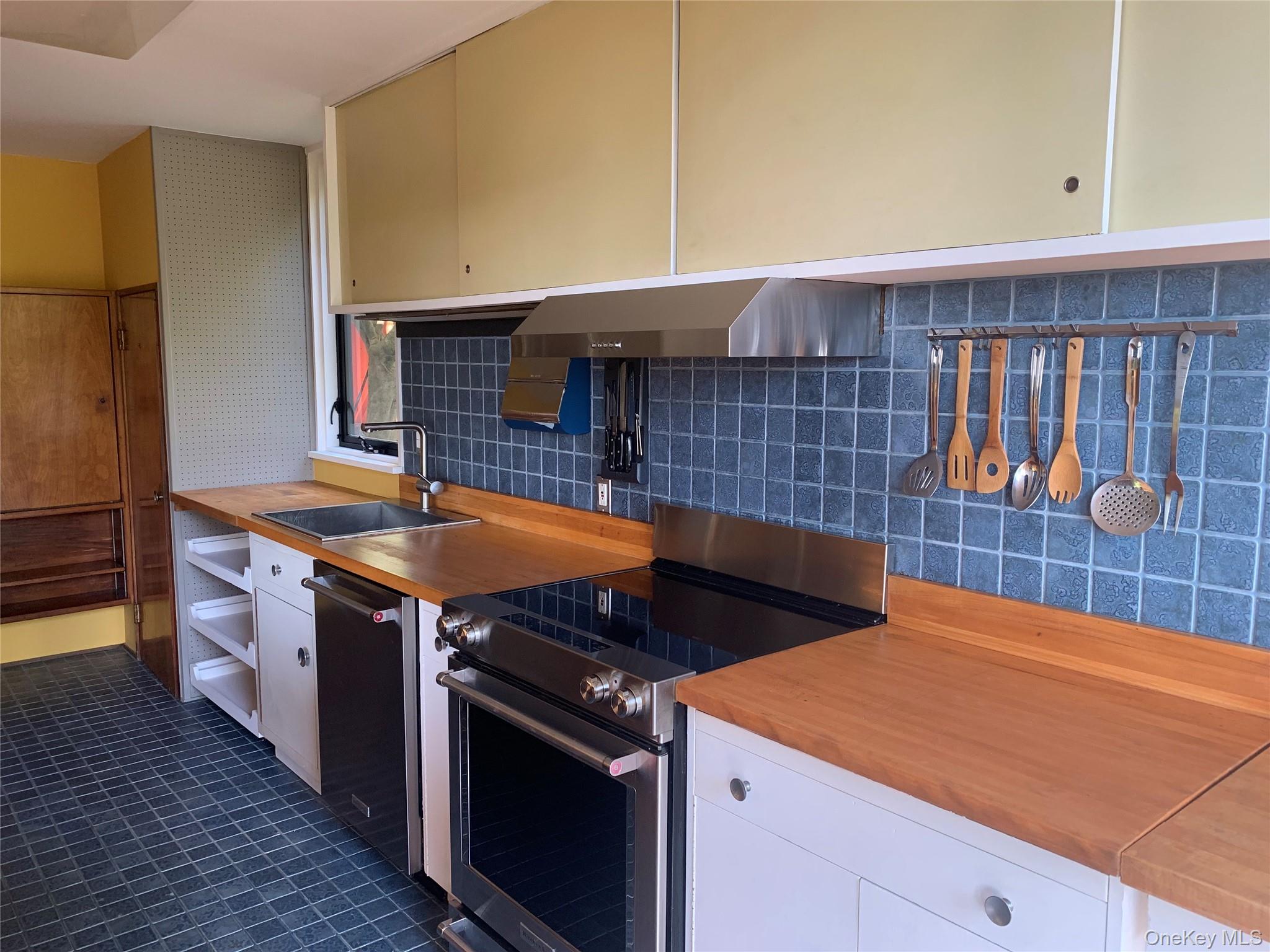 #12 photo, Ossining, Ossining , NY 10562