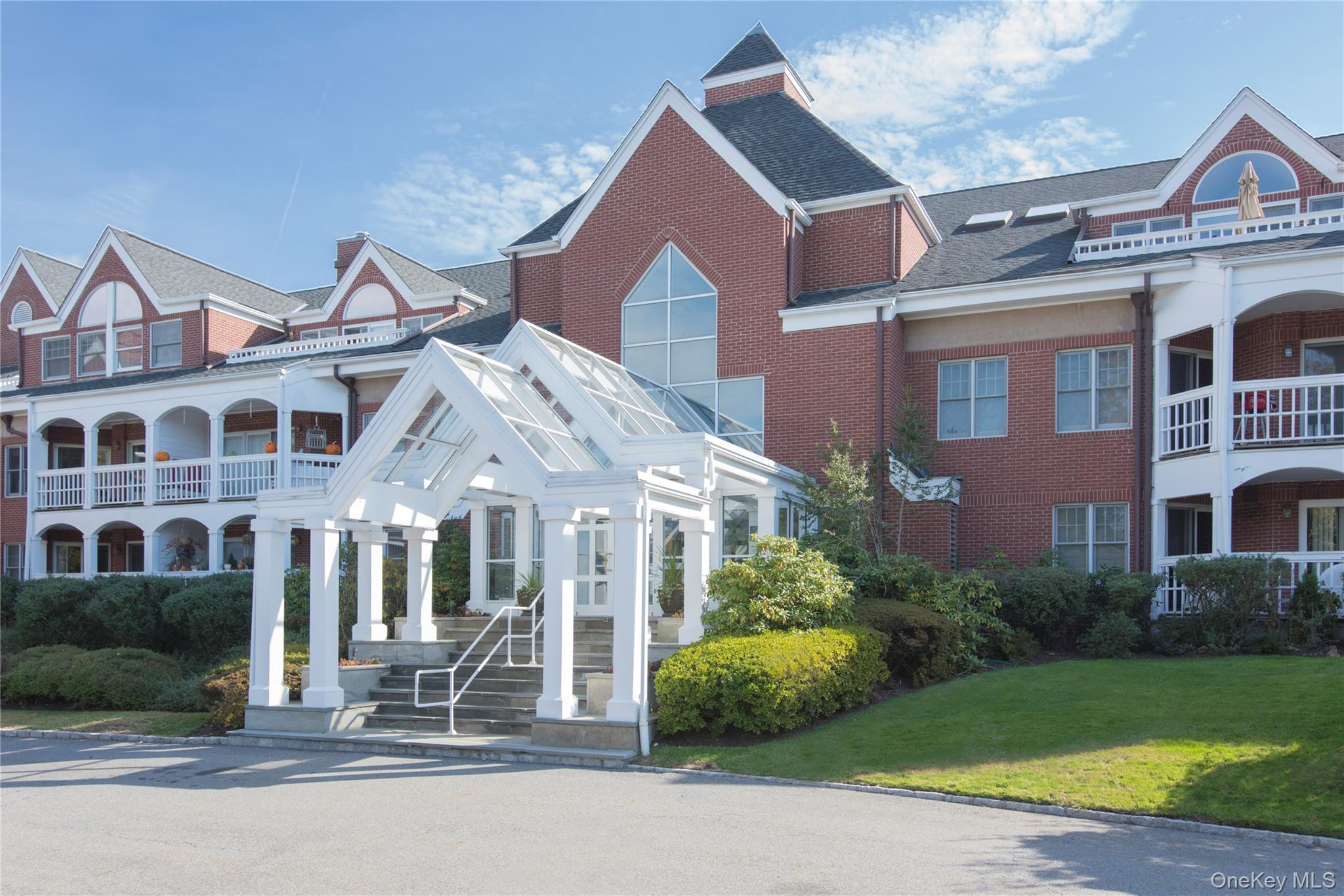 #1 photo, 333 N State Road, Briarcliff Manor , NY 10510