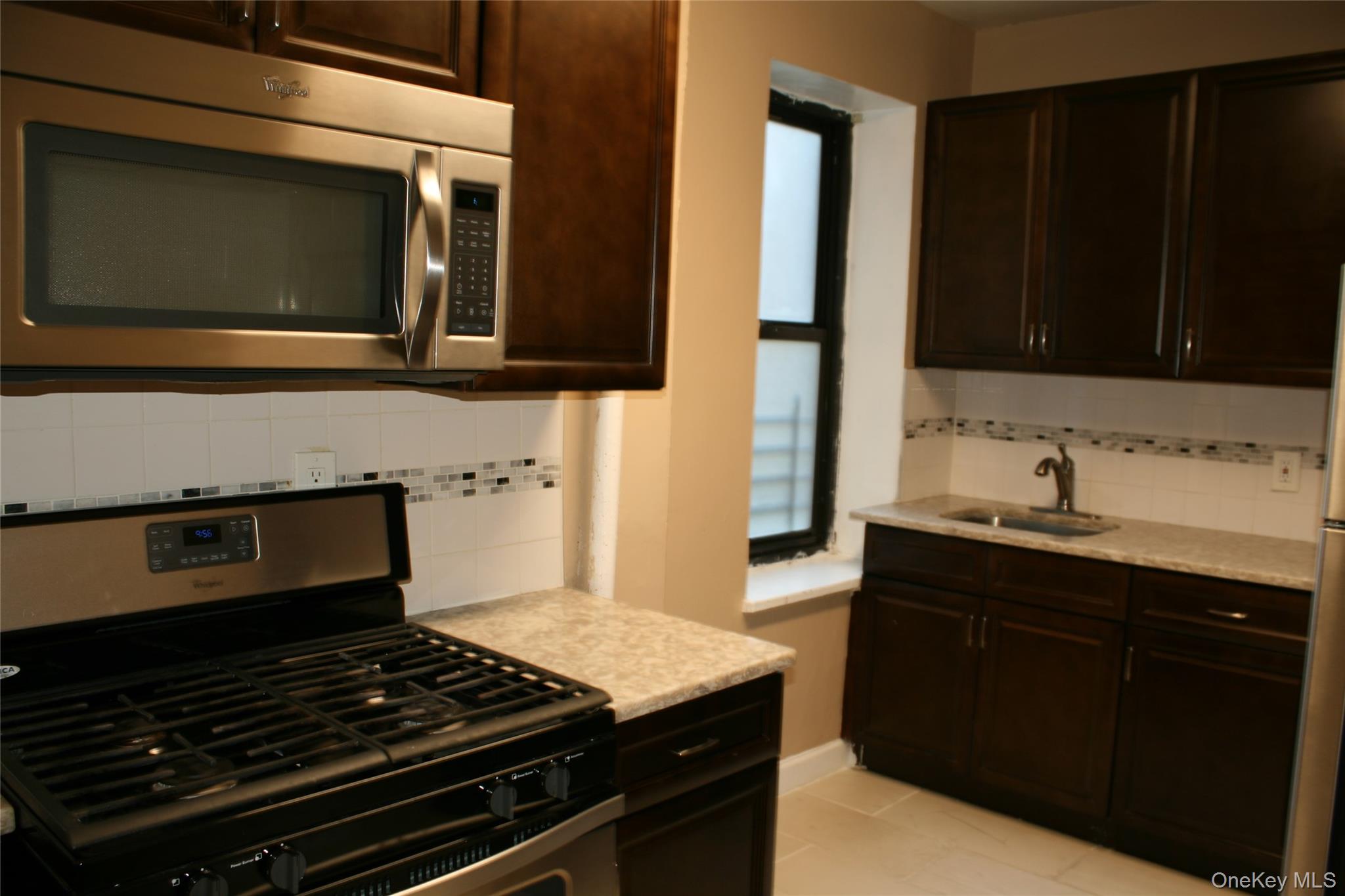 #6 photo, 306 E Mosholu Parkway, Bronx , NY 10458