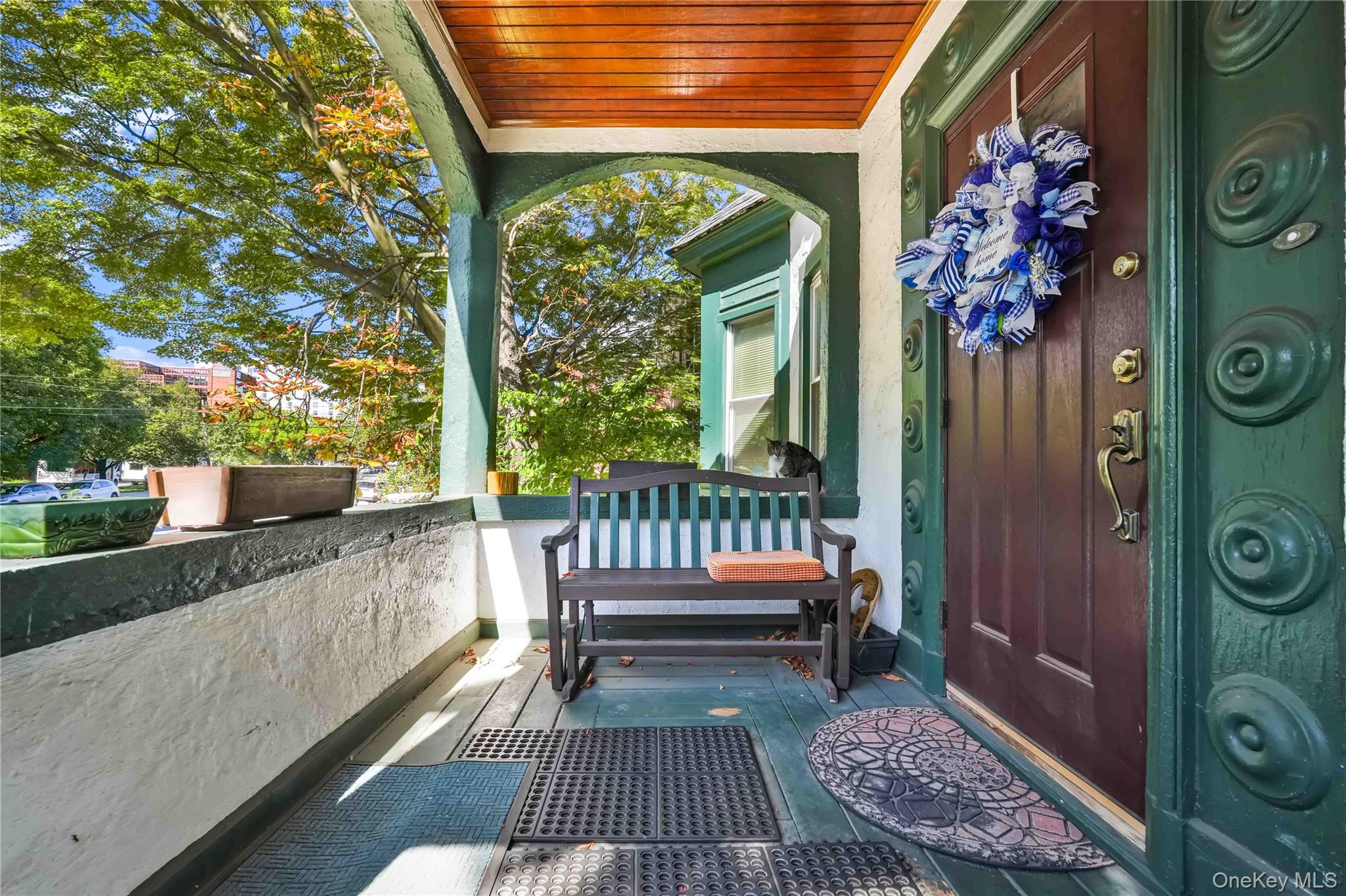 #4 photo, 104-47 Ditmars Boulevard, クイーンズ区 East Elmhurst , NY 11369