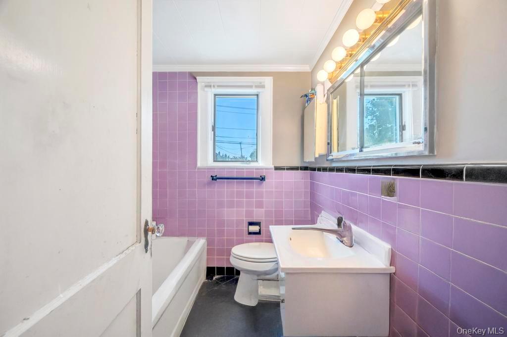 #13 photo, 402 Marle Place, ナッソー郡 Bellmore , NY 11710