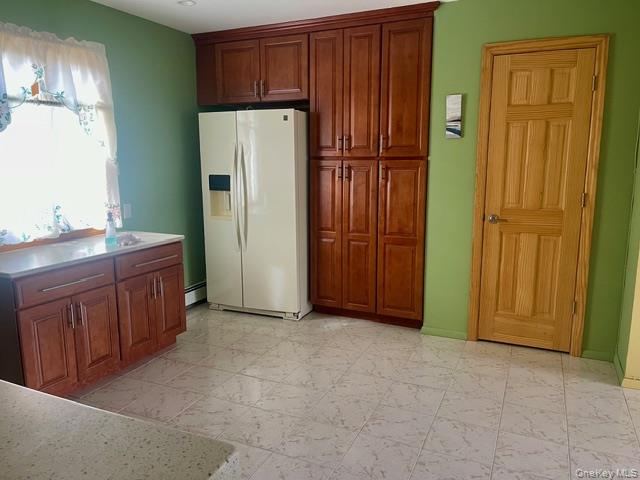 #6 photo, 325 S 8th Street, Lindenhurst , NY 11757