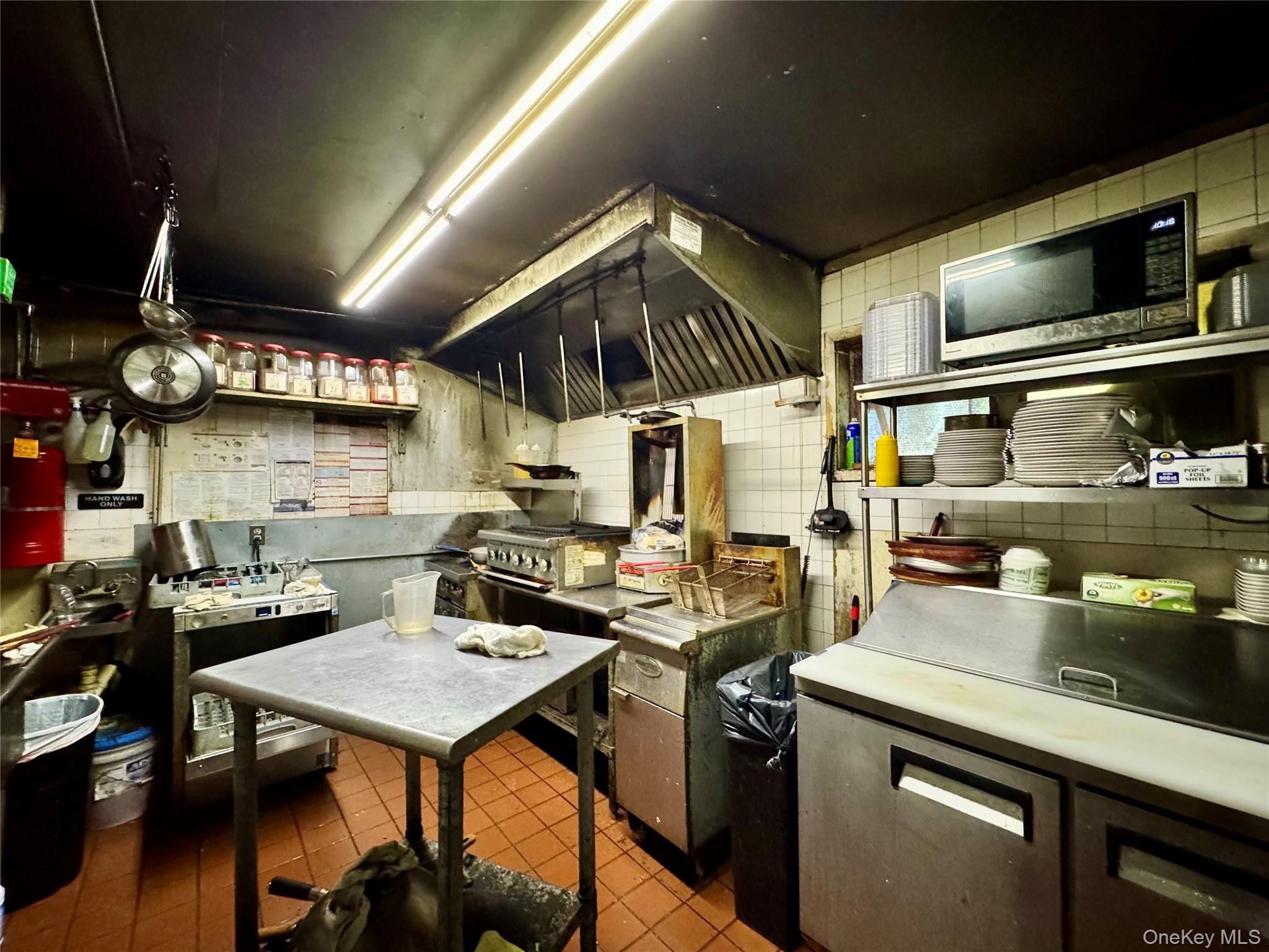 #10 photo, 749 Mount Sinai Coram Road, サフォーク郡 Mount Sinai , NY 11766