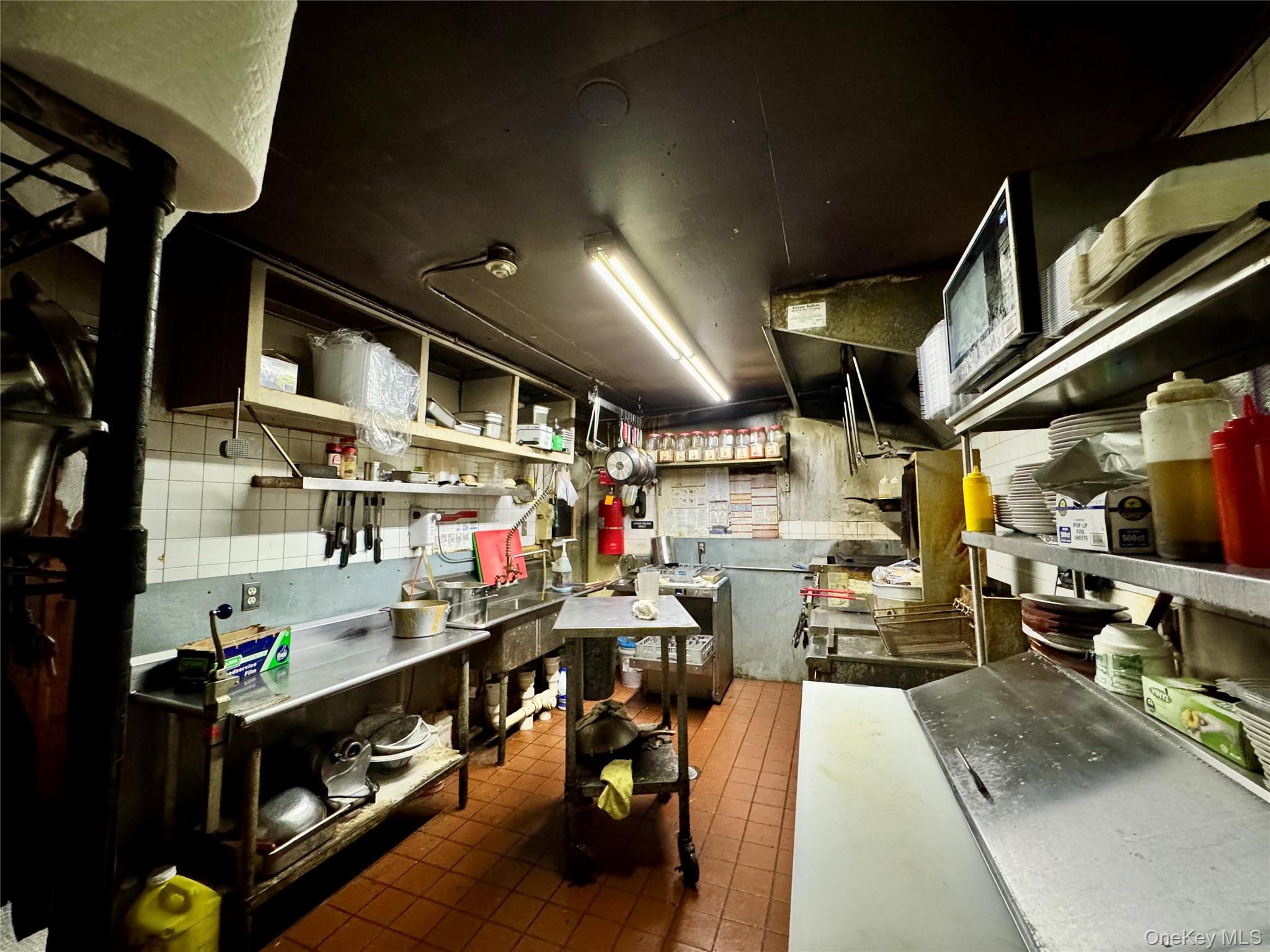 #9 photo, 749 Mount Sinai Coram Road, サフォーク郡 Mount Sinai , NY 11766