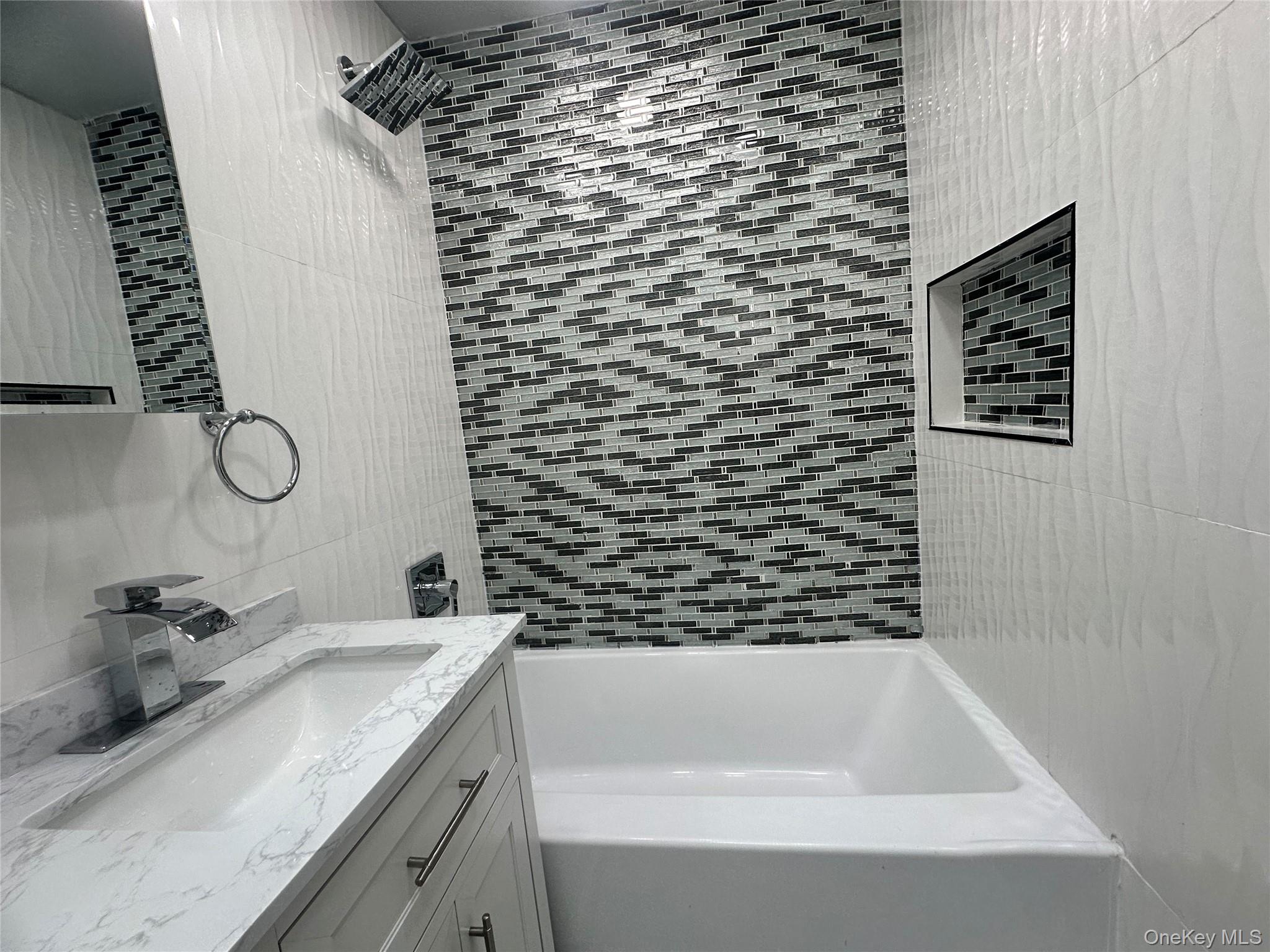 #19 photo, 3145 Mickle Avenue, Bronx , NY 10469