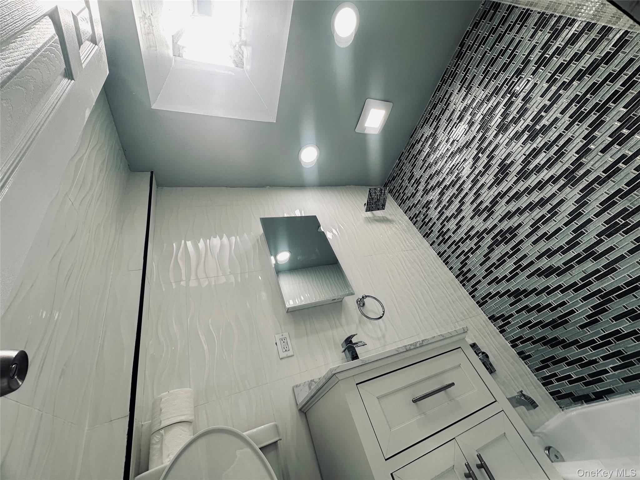 #20 photo, 3145 Mickle Avenue, Bronx , NY 10469