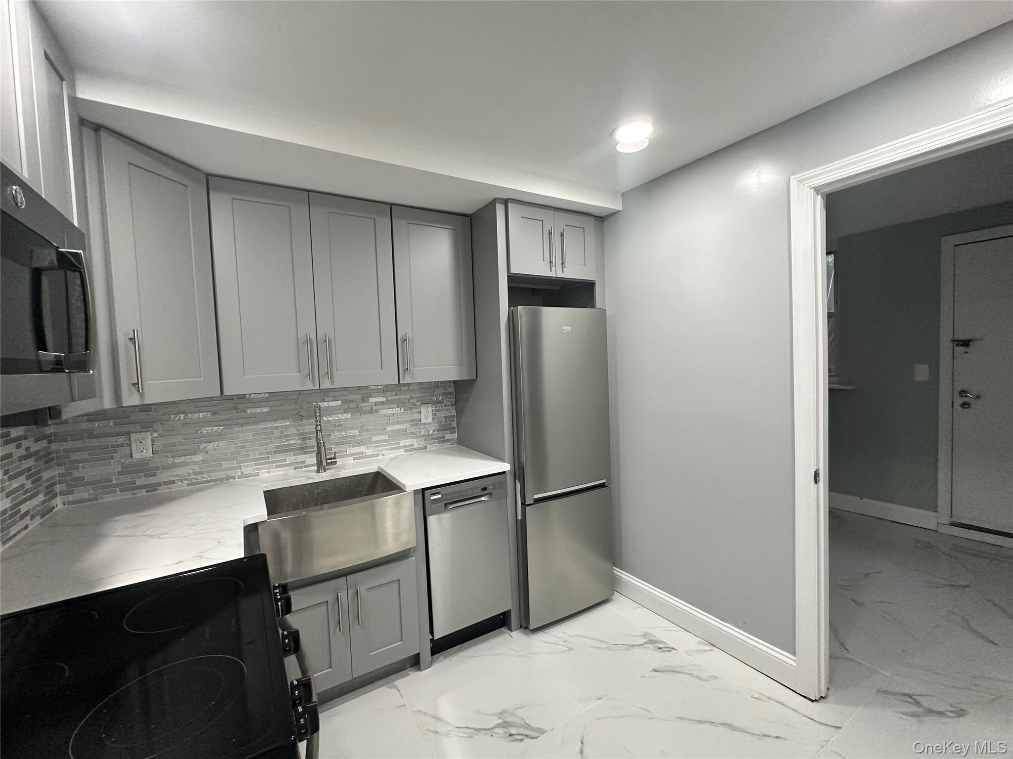 #7 photo, 3145 Mickle Avenue, Bronx , NY 10469