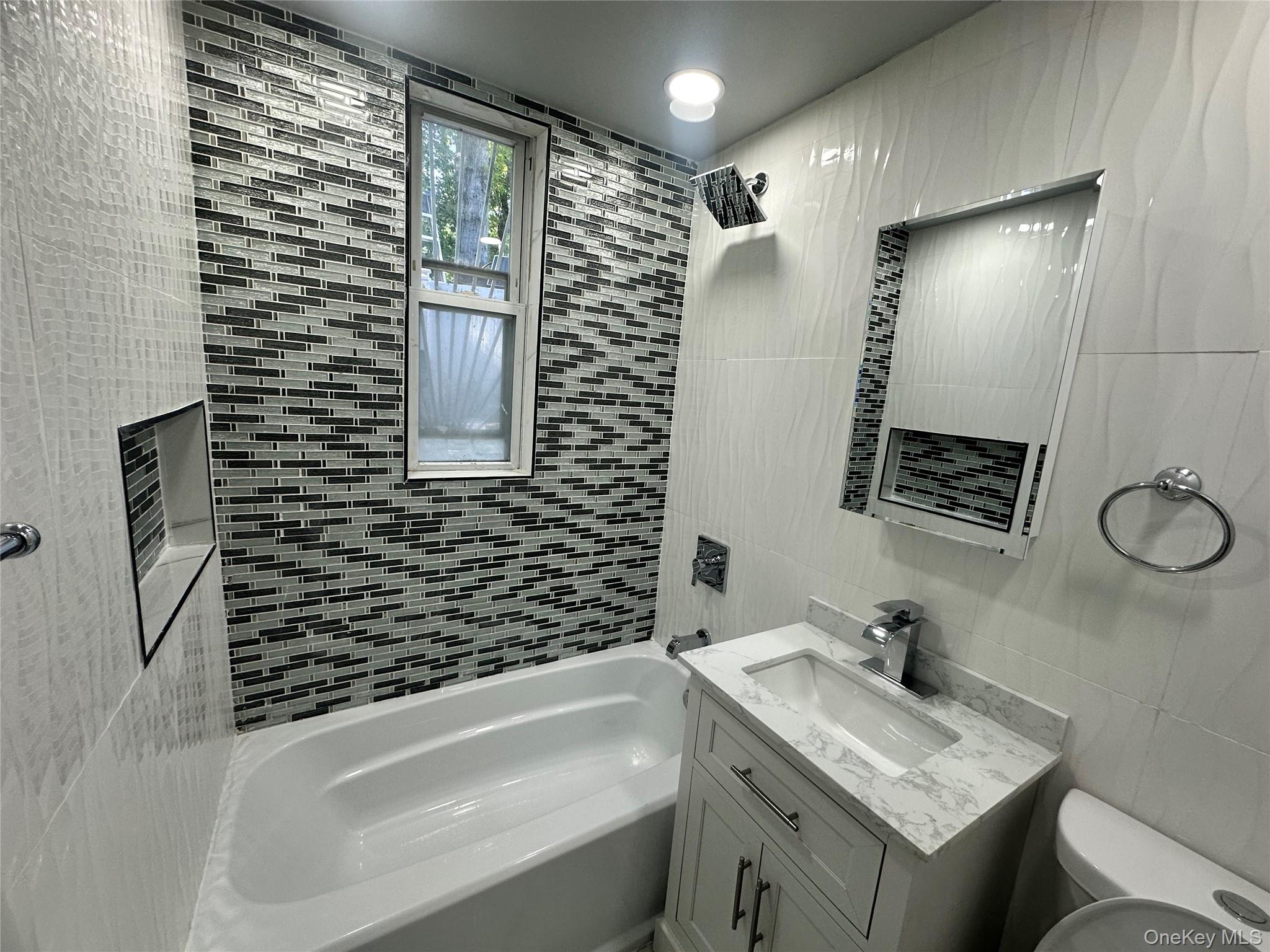 #8 photo, 3145 Mickle Avenue, Bronx , NY 10469