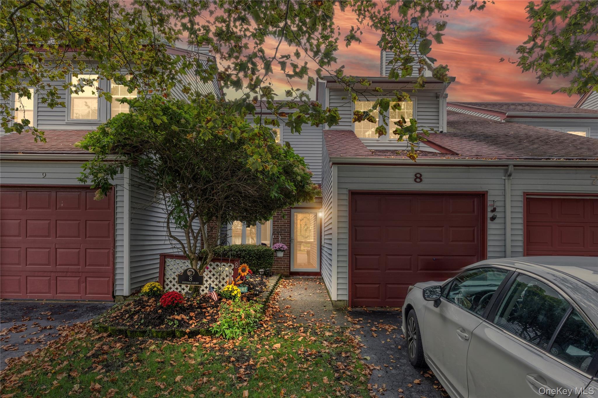 #1 photo, 8 Potomac Court, सफ़ोक काउंटी Coram , NY 11727