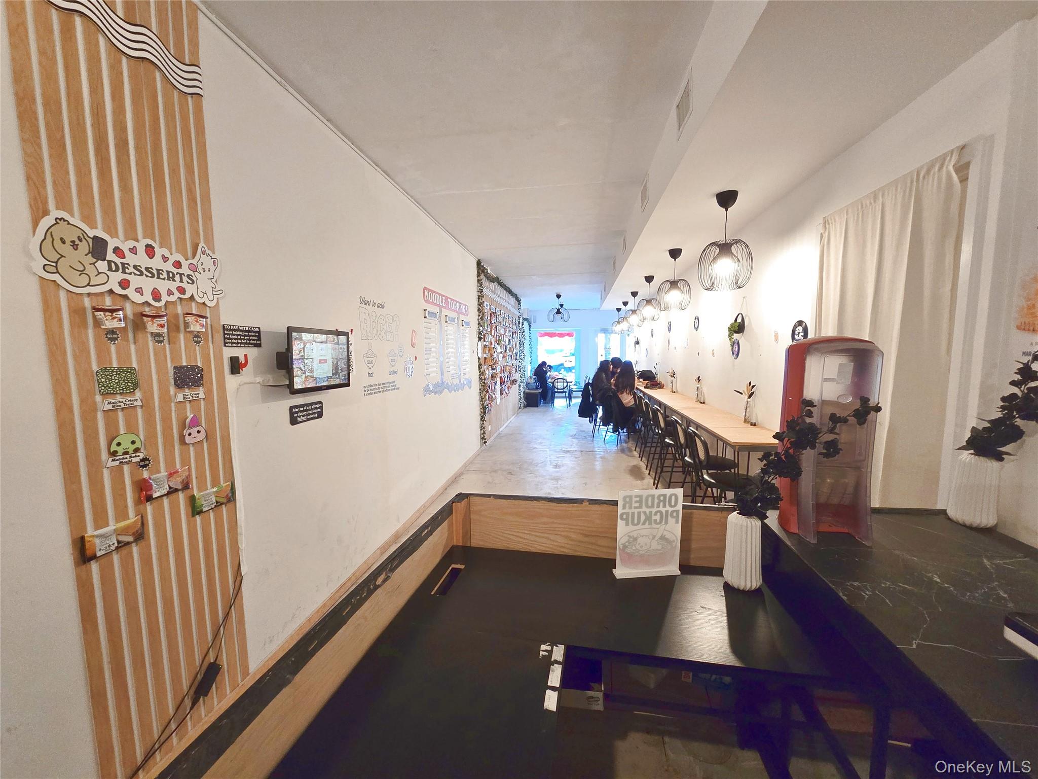 #10 photo, 24-11 41st Avenue, クイーンズ区 Long Island City , NY 11101