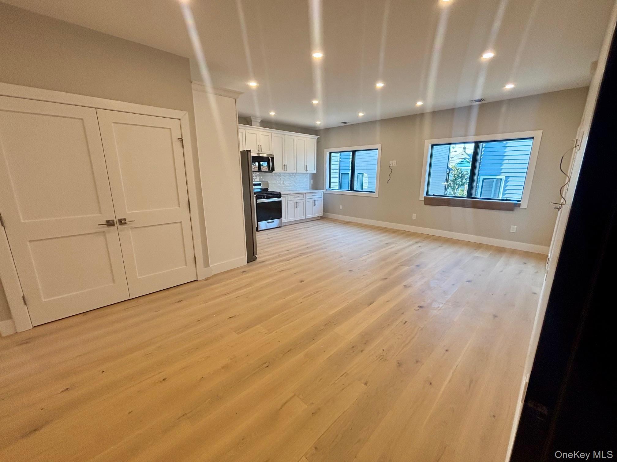 #2 photo, 159 Harrison Avenue, ナッソー郡 Mineola , NY 11501