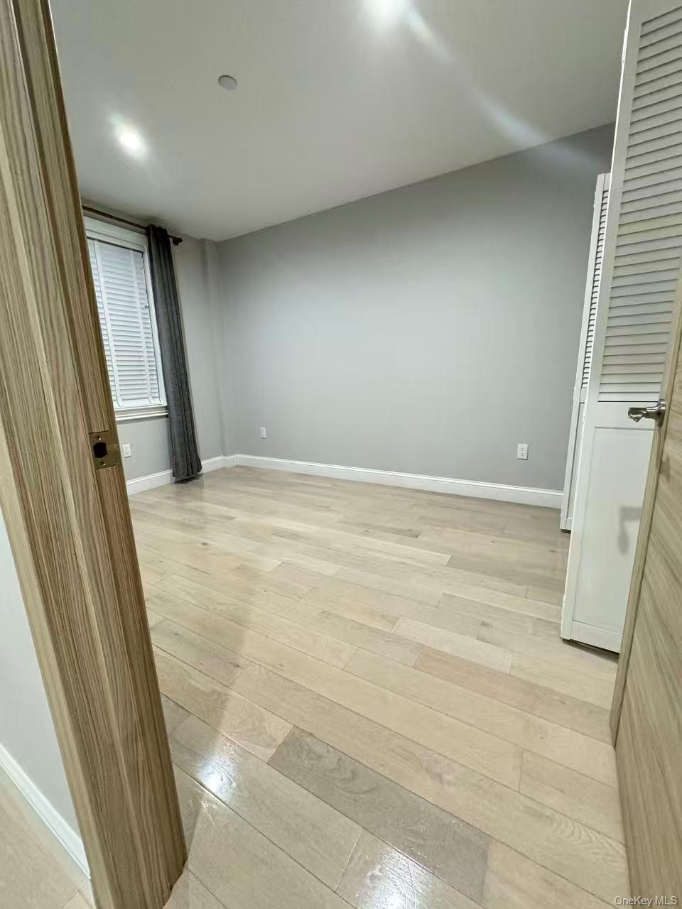 #5 photo, 31-12 38th Avenue, クイーンズ区 Long Island City , NY 11101